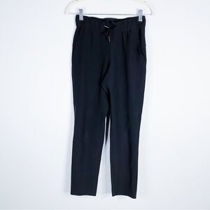 Lululemon - Black On The Fly Woven Pants